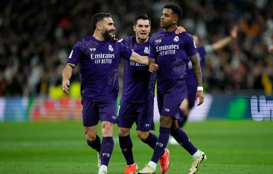 马德里竞技逆转那不勒斯，楚阿梅尼扛起全队