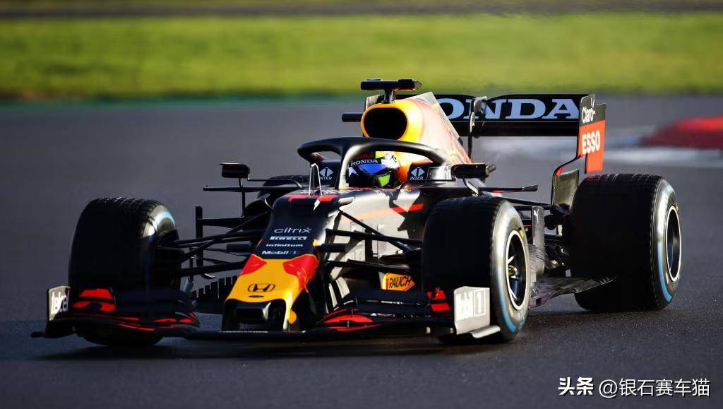 迈凯伦绝杀哈斯车队，佩雷兹状态火热