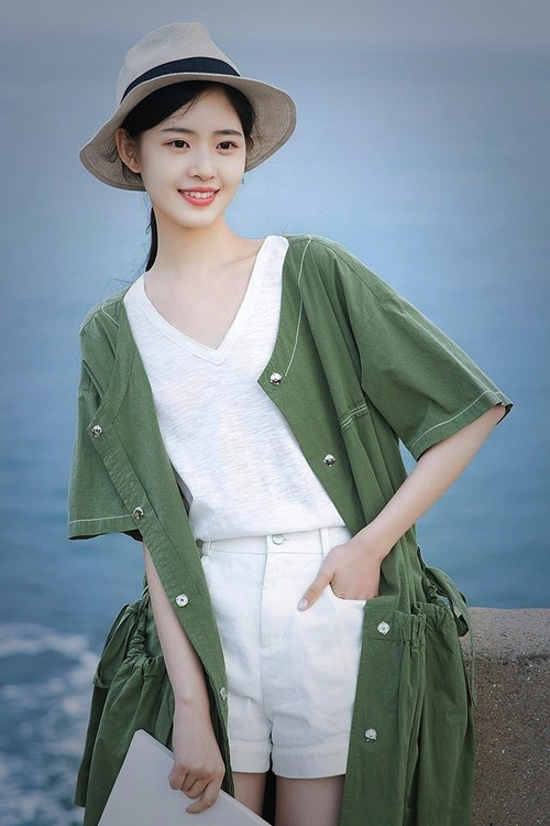 英雄时刻,莱万绝境救主,法国军团力克皇家社会晋级