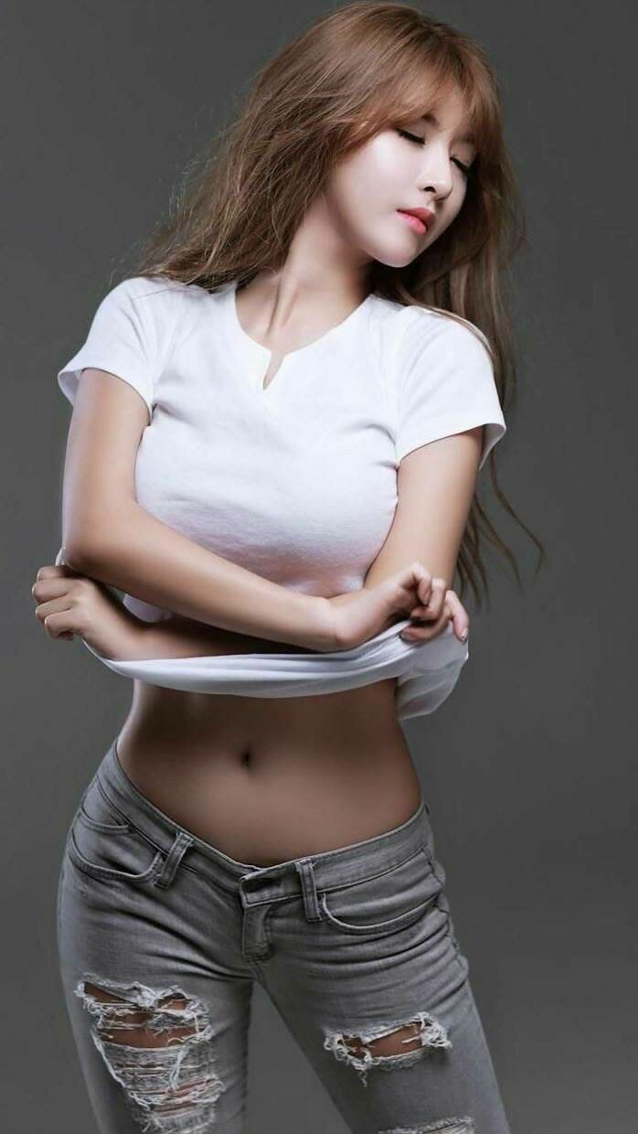 欧冠经典，曼联制霸AC米兰的百年对决