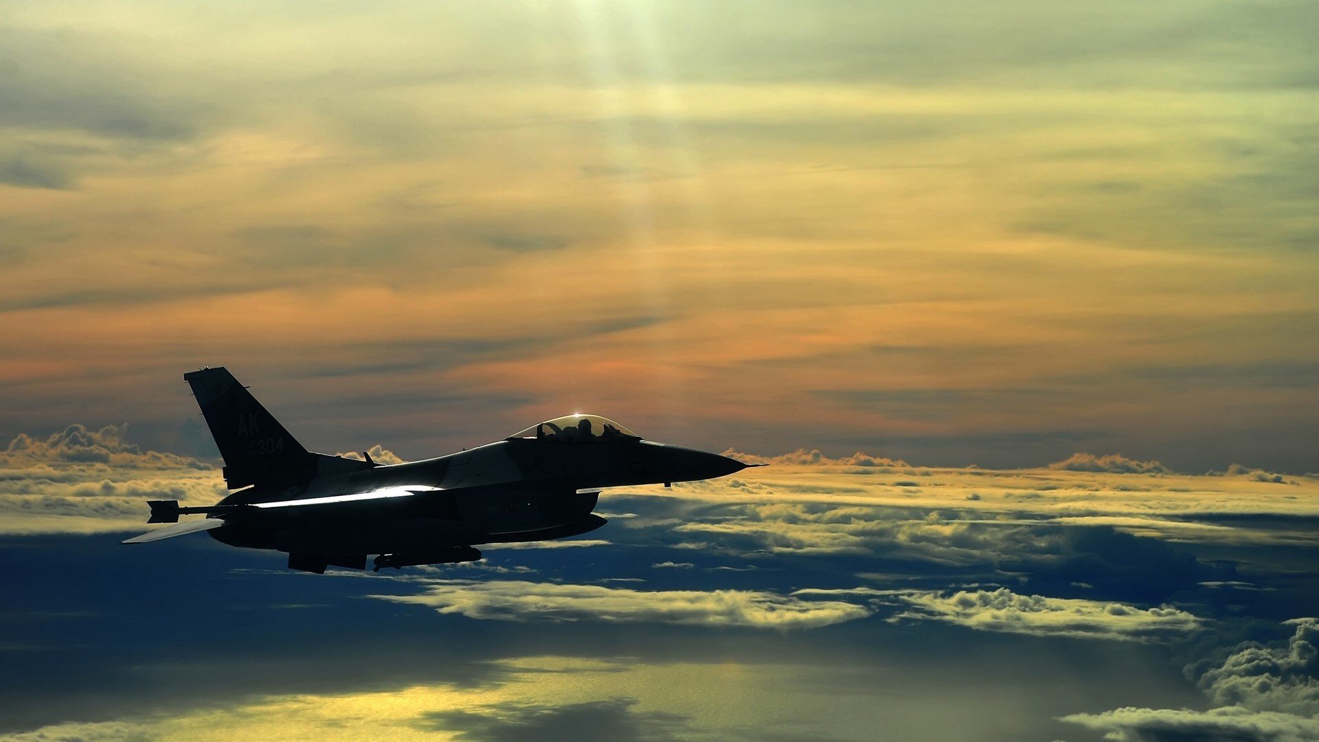 欧冠经典，曼联制霸AC米兰的百年对决