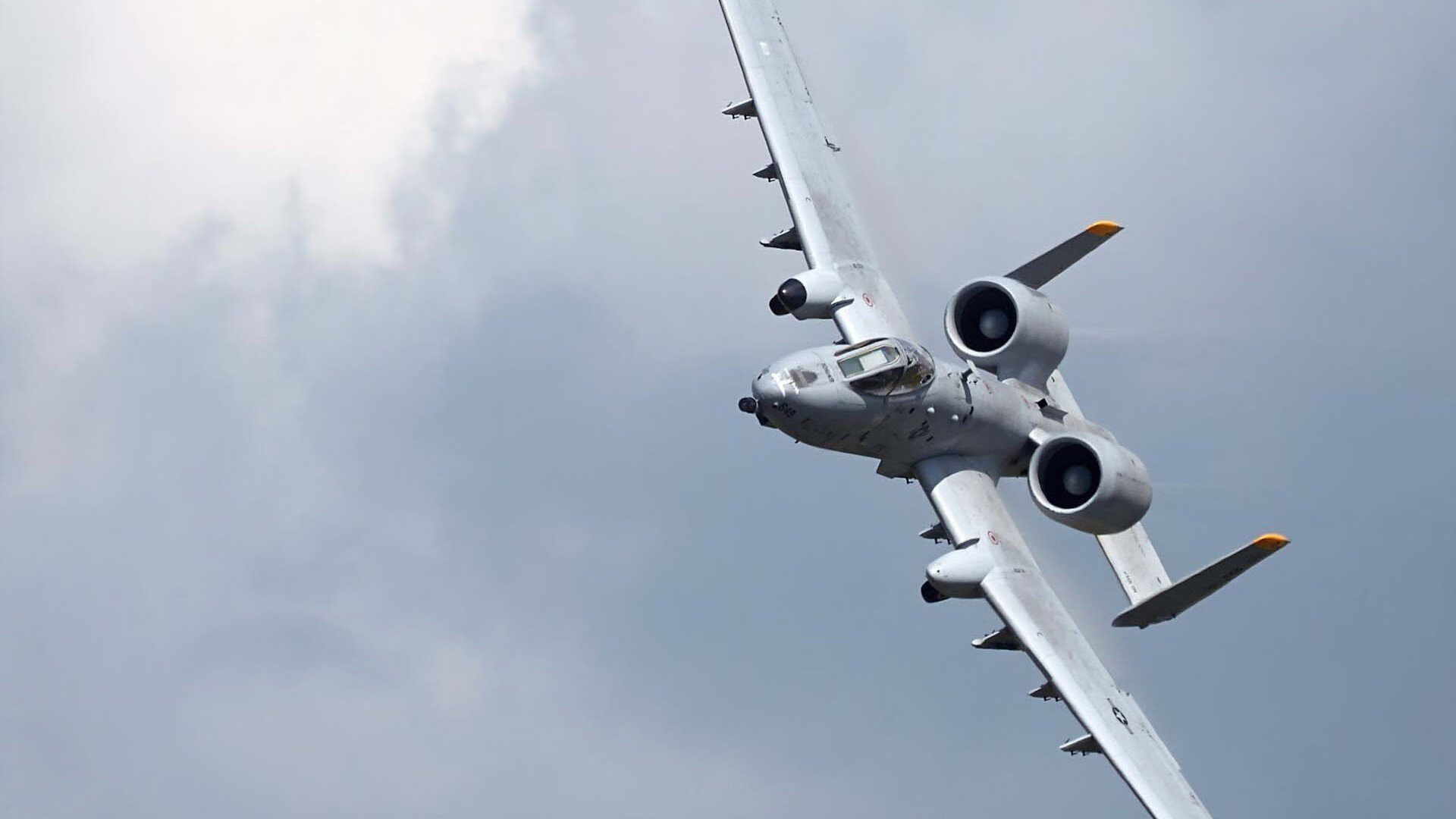 欧冠之夜的寒光,当米切尔化身角斗士