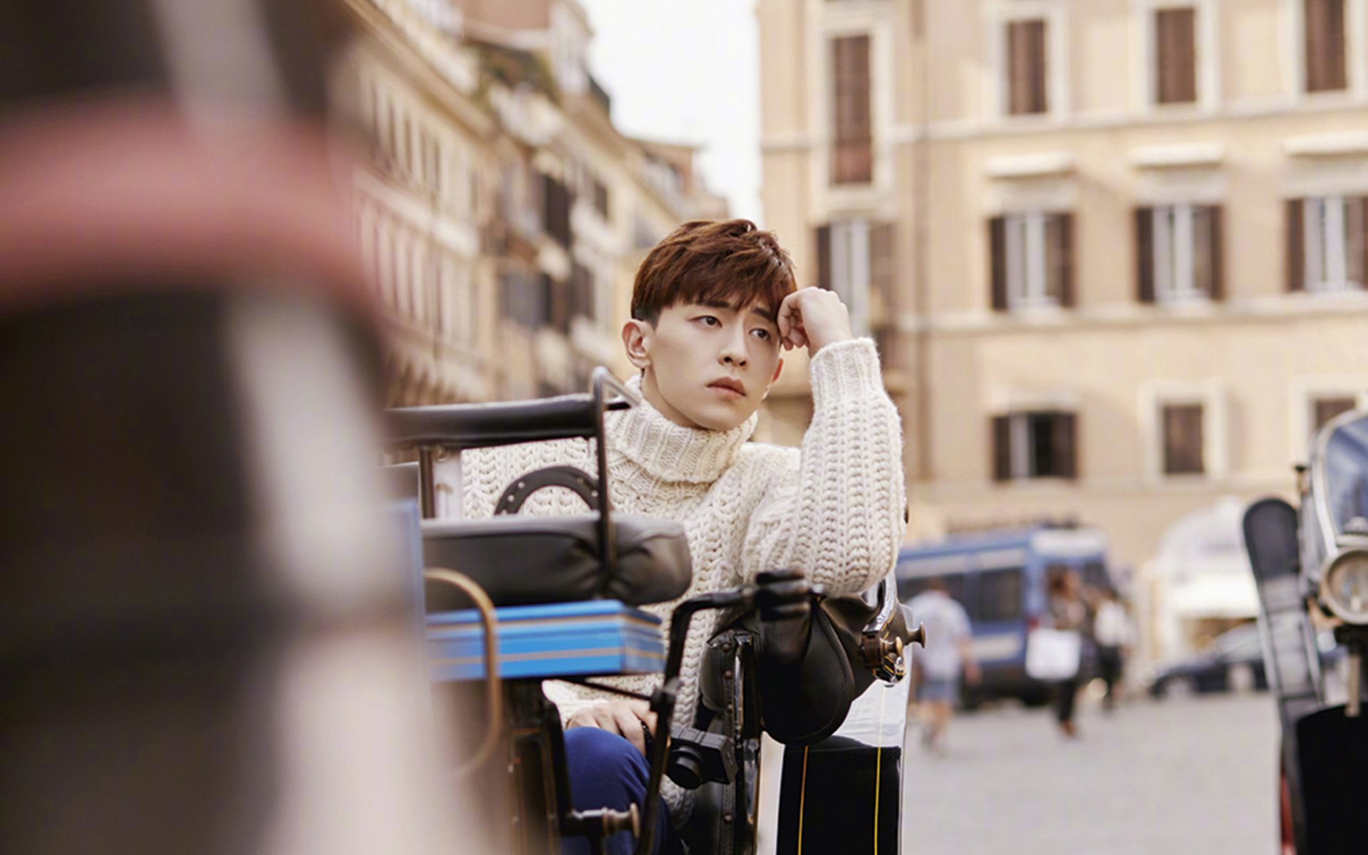 欧冠半决赛上演降维打击，巴黎圣日耳曼用现代足球模板碾压塞维利亚