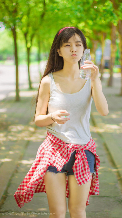 东方之盾,2026世界杯,泰国如何用坚韧压制乌拉圭,让贝林厄姆完成致命一击